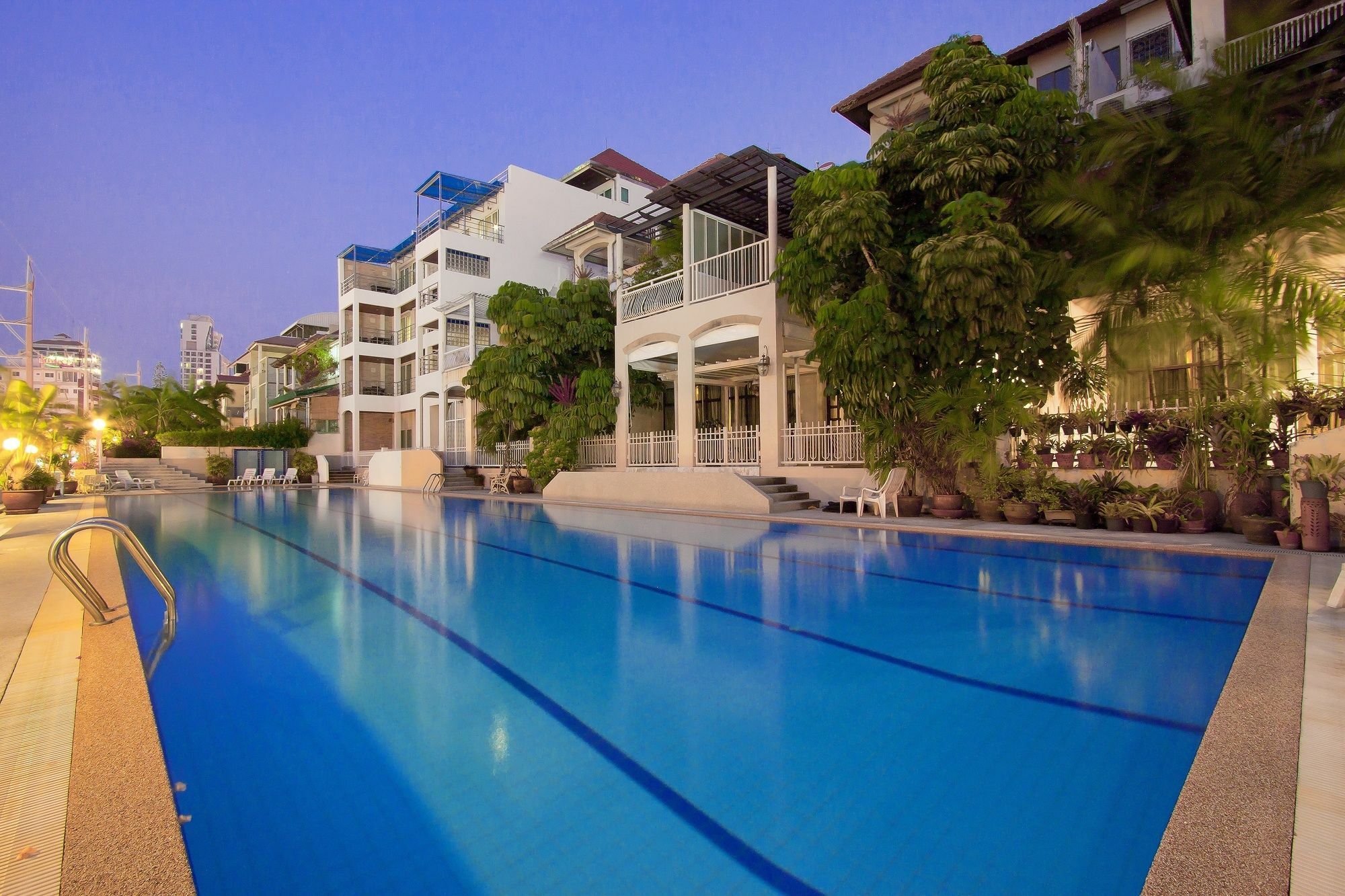 Argyle Apartments Pattaya Exterior foto